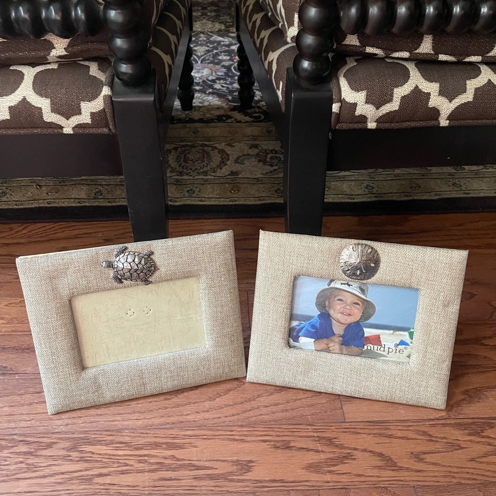 Mud Pie Coastal Picture Frames | Sand Dollar & Turtle | Set of 2
